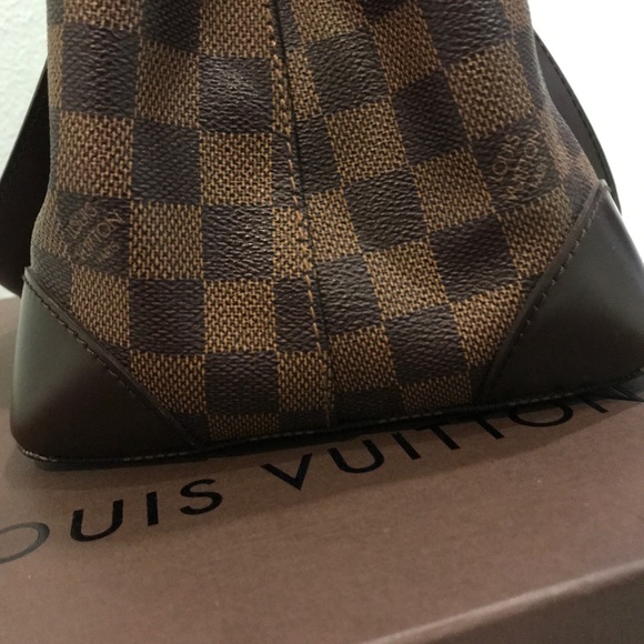 Louis Vuitton Damier Canvas Hampstead PM Bag - Picture 7 of 16